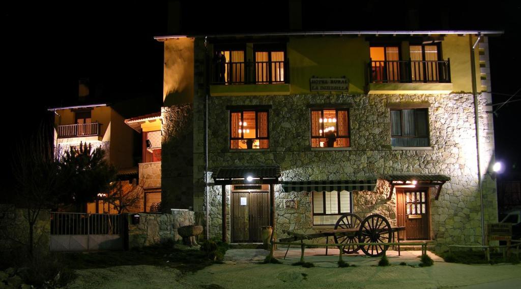 Hotel Rural La Dehesilla Барахас-де-Гредос Экстерьер фото